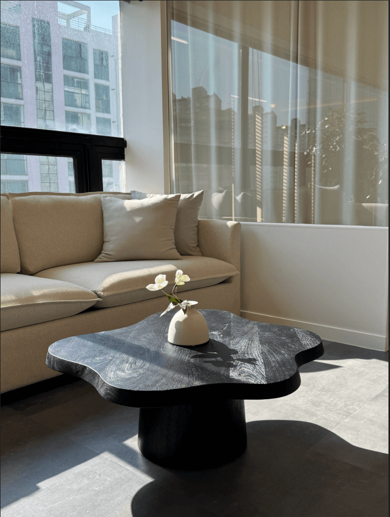 소파 휴식 공간